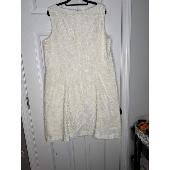 TALBOTS Floral Eyelet Lace Sheath Dress Ivory Size 16W - Picture 2 of 6